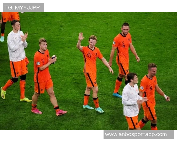 荷兰U21国脚阿达伊右大腿股二头肌受伤进入治疗阶段