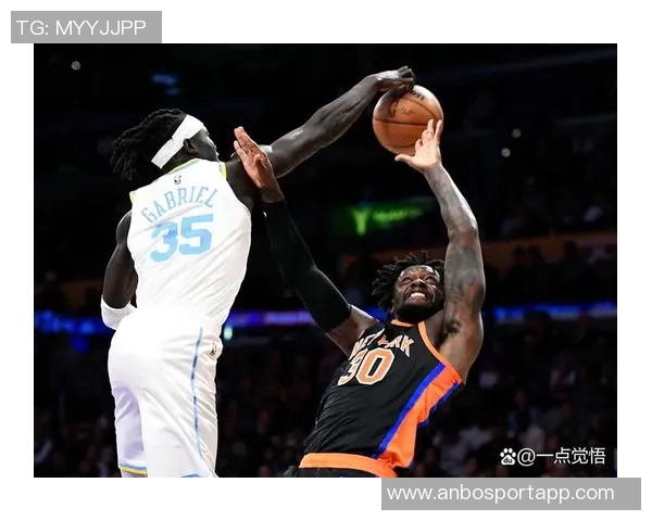 豪泽三分火力全开10投6中助力球队斩获18分3篮板1断1帽